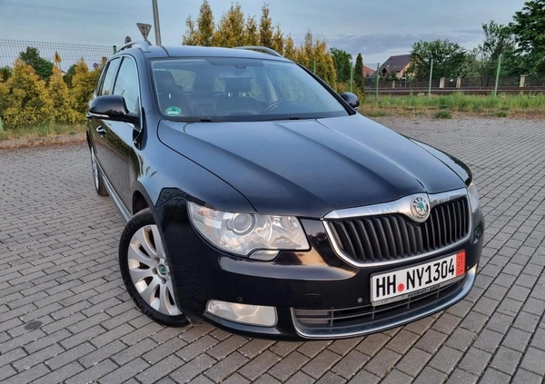 Skoda Superb cena 37900 przebieg: 299251, rok produkcji 2012 z Czarne małe 596